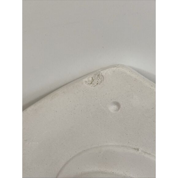 Vintage 3 Dimensional Plaster Wall Plaque Mother Mary & Baby Jesus Catholic 9.5” - Picture 4 of 7